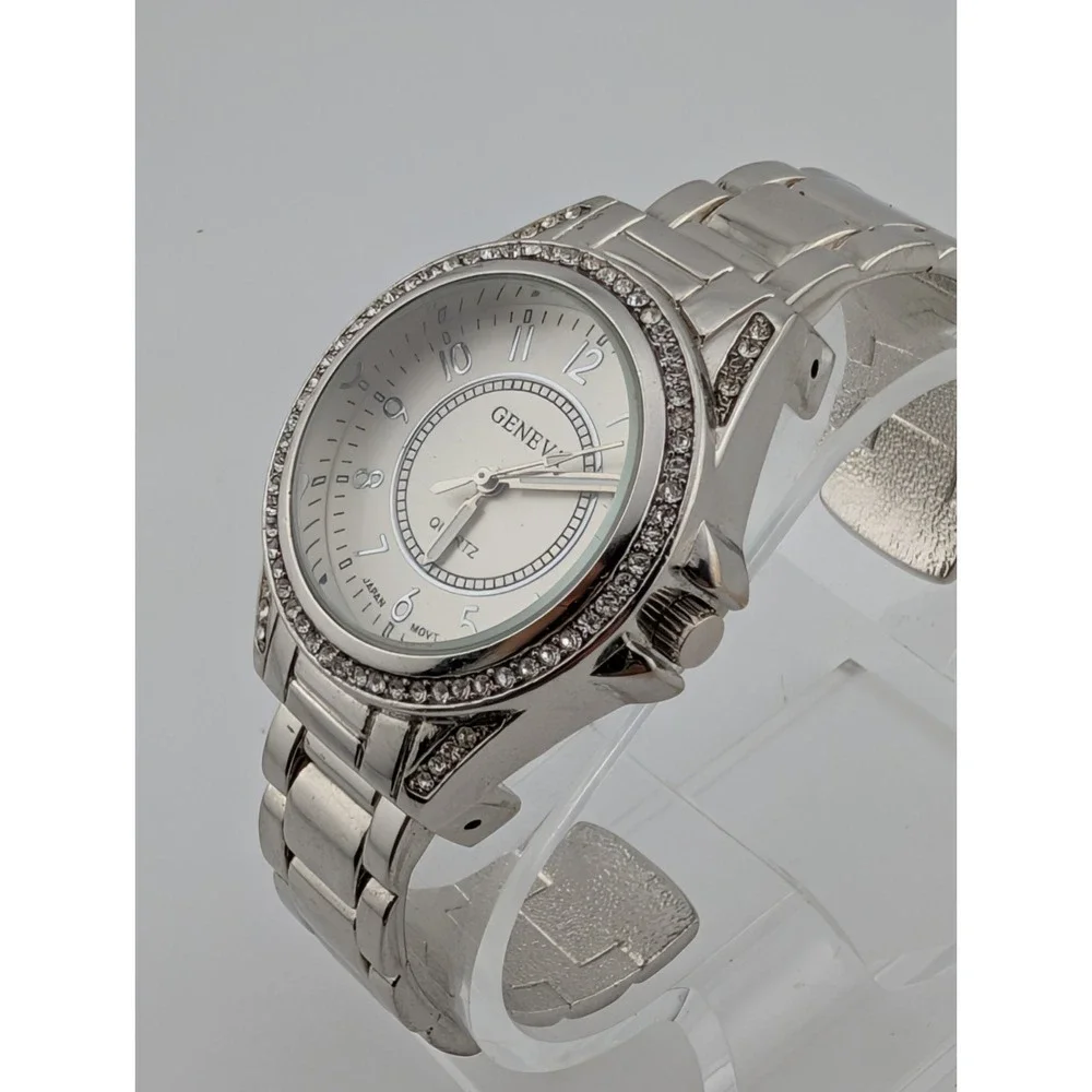 Geneva‎ Watch Women 35mm Case Crystal Silver Bezel Bangle Band- New Battery